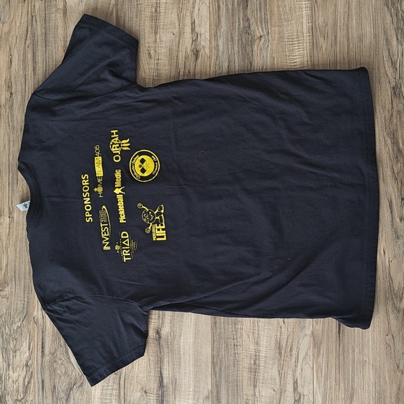 Like New Pickleball T-shirt - Picture 4 of 4